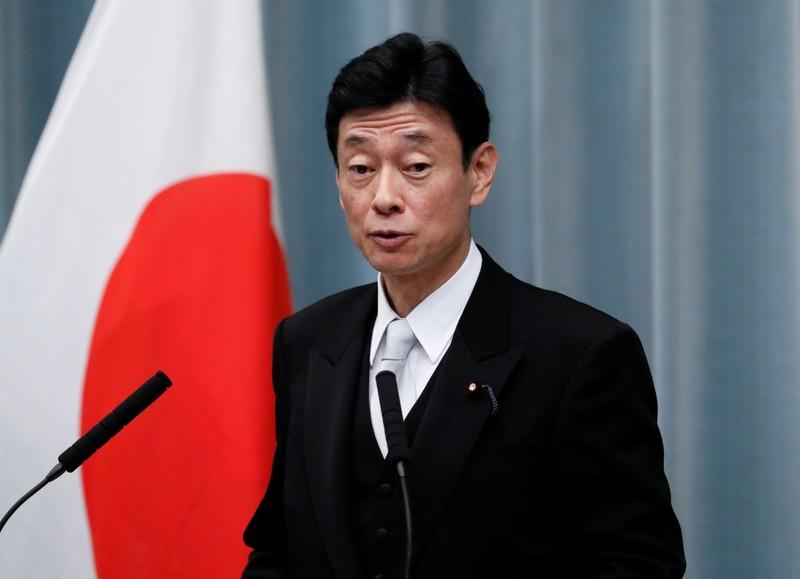 Japan economy minister Weak exports affected by worsening ties with South Korea