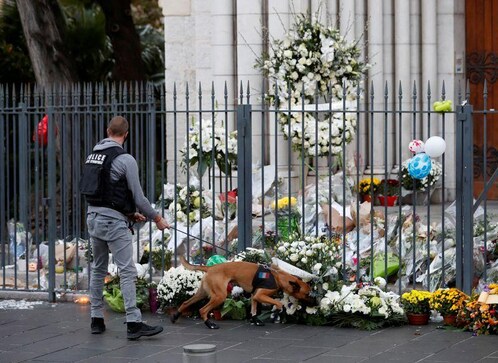 French prosecutors: Nice church attack and teacher's beheading are linked French prosecutors: Nice church attack and teacher's beheading are linked