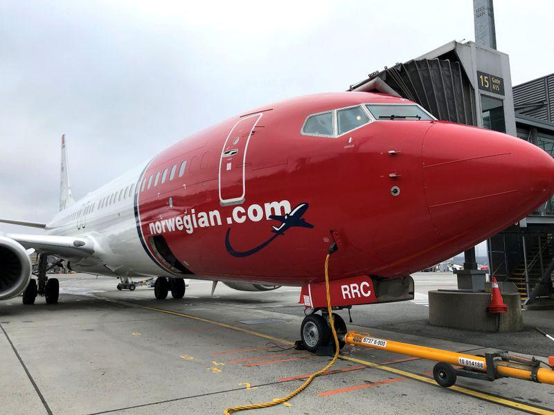 Norwegian Airs top owner cuts stake amid debt crisis