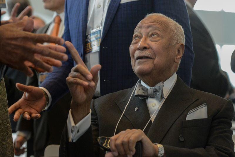 David Dinkins New Yorks first and only Black mayor dies at 93