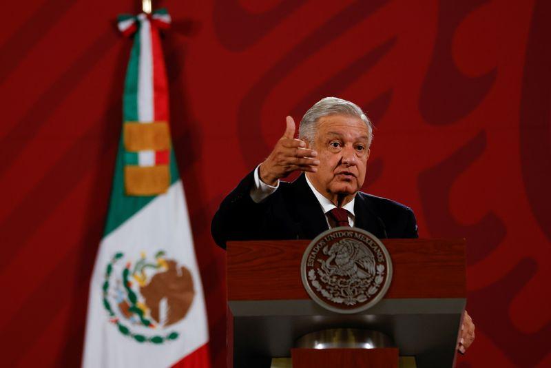 Mexicos president again declines to recognize Biden win