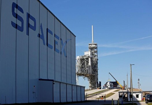 Musk's SpaceX to raise $500 million in funding - WSJ Musk's SpaceX to raise $500 million in funding - WSJ