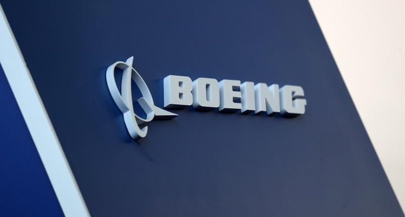 Boeing heads for expected 2018 plane order victory over Airbus
