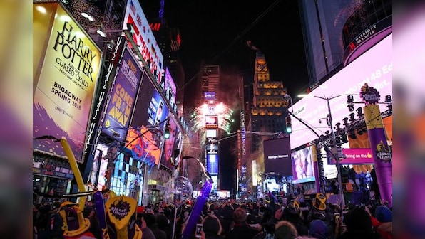 New Year's Eve party in Times Square to cheer for press freedom