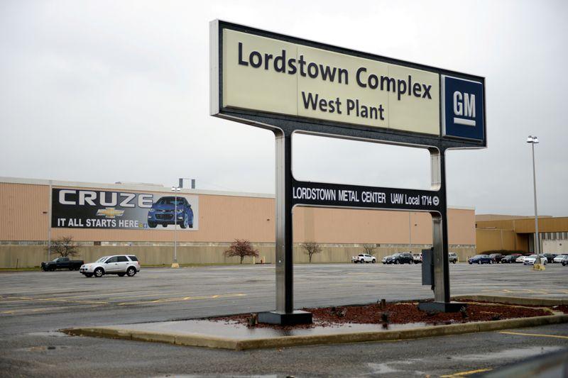 GM loans 40 million to firm to acquire retool shuttered Lordstown Ohio factory