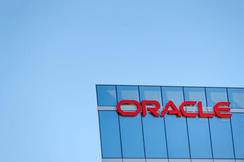 Oracle misses revenue estimates no new coCEO plans