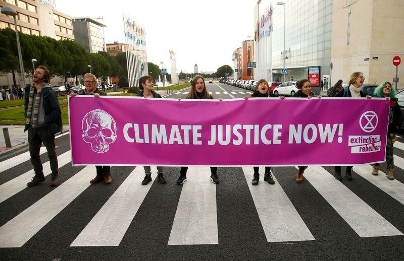 Fate of global climate action in the balance as UN talks go down to wire