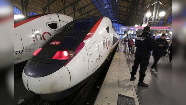 French union calls for break in transport strikes over Christmas