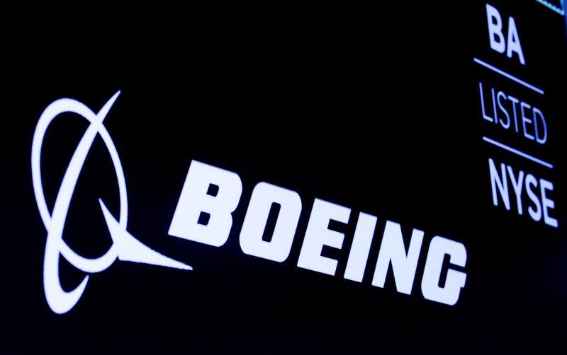 Dow heavyweight Boeing ending strong decade with whimper
