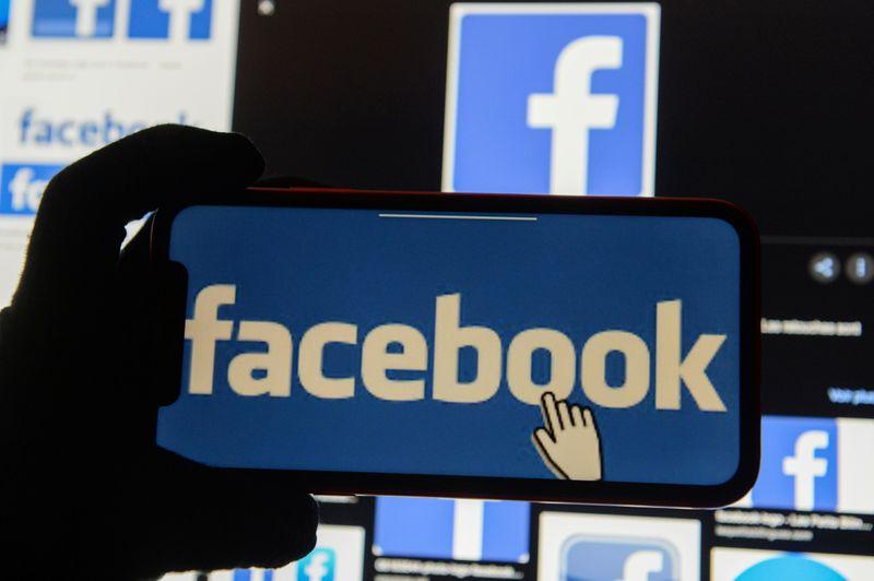 Facebook says group used computer-generated faces to push pro-Trump message Facebook says group used computer-generated faces to push pro-Trump message