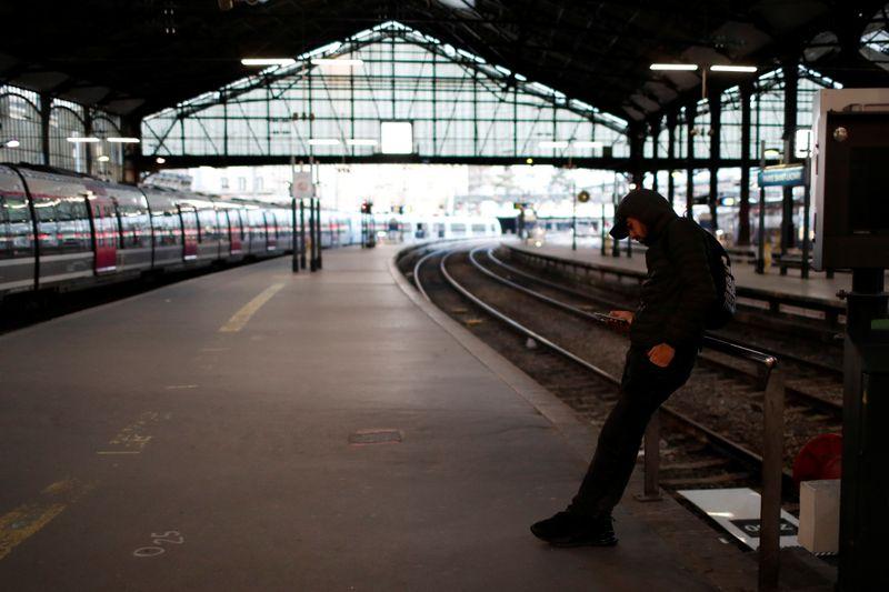French travellers face train disruption as pension strikes go on