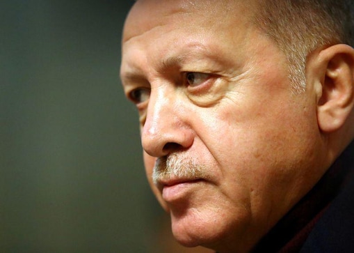 Turkey, Russia talk Syria as thousands flee bombing Turkey, Russia talk Syria as thousands flee bombing