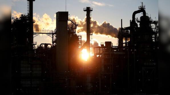Japan November factory output falls 0.9% month-on-month