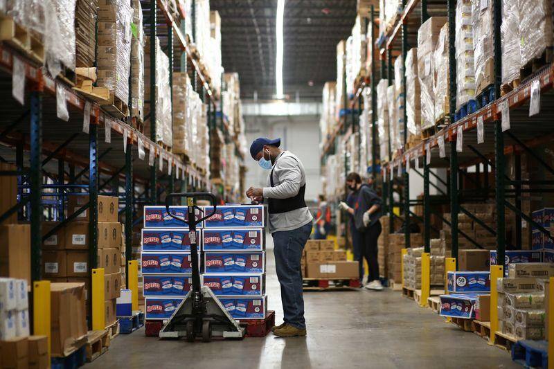 U.S. housing, manufacturing data suggest economic recovery is slowing