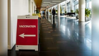 First U.S. COVID-19 vaccine shipments arrive Monday morning - Gen Perna
