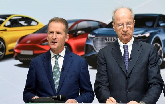 Volkswagen strikes CEO power struggle truce in boost to shares Volkswagen strikes CEO power struggle truce in boost to shares