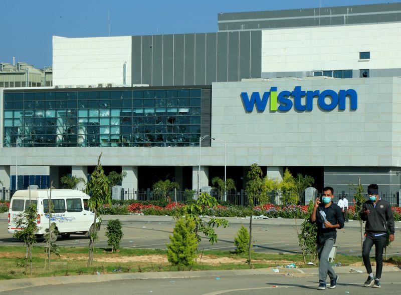 Analysis: Wistron violence could sour Apple's 'Make In India' plans