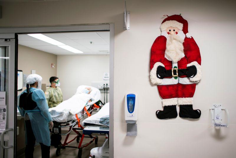 US COVID19 deaths and new cases drop over Christmas week
